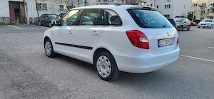 Skoda fabia 1.9 Diesel 105cp Anul Fab 2009 full Opțiuni Acte la zi  - imagine 3