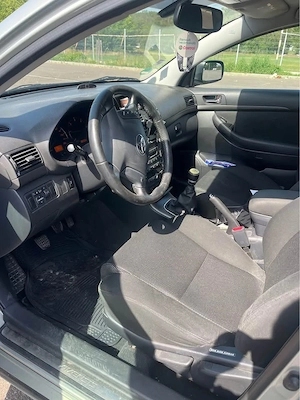 Toyota Avensis 2005 - imagine 3