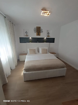 Închiriez apartament 