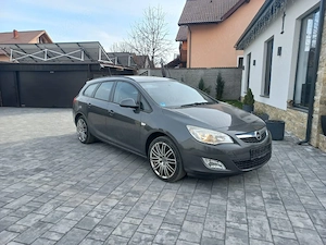 Opel Astra j euro 5 2013