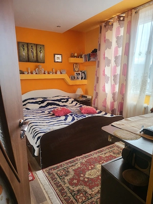 apartament cu 3 camere  - imagine 4
