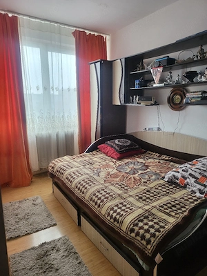 apartament cu 3 camere  - imagine 5