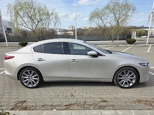 Mazda 3 Sedan Exclusive-Line   Model 2025 (Doar 5.000 km) - imagine 5