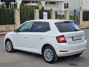 Skoda Fabia 2020 , 1.0 benzina, 124000km, deosebita - imagine 9