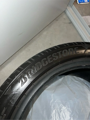 Cauciucuri de vara, Bridgestone Potenza Sport, 245x40x18 - imagine 2