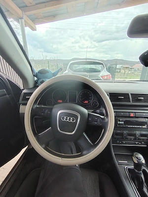 Vând Audi A4 B7 2.0 tdi 
