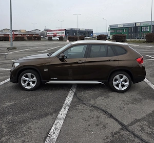 BMW X1 xDrive20d X-Line   177 CP   Automat   Bi-Xenon - Navigație mare - imagine 2