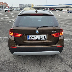 BMW X1 xDrive20d X-Line   177 CP   Automat   Bi-Xenon - Navigație mare - imagine 3