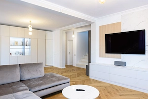 Vila moderna 2025 ! 320 mp teren ! Finisaje Premium - imagine 2