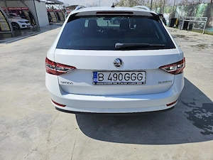 Skoda Superb break - imagine 2