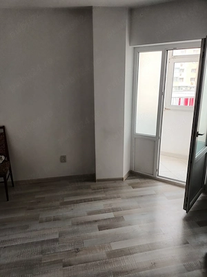 vand apartament Ploiesti zona centrala Republicii - imagine 4