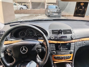 Mercedes Benz E class 2008 - imagine 3