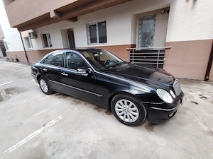 Mercedes Benz E class 2008 - imagine 2