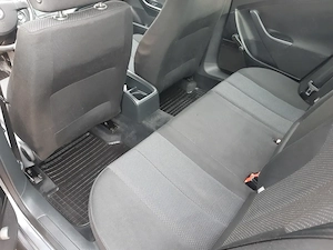 Vw passat 1.6 Benzina 116cp - imagine 10