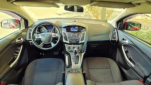 Schimb Ford Focus _5800 euro _cutie automata _parcheaza singura _comenzi vocale - imagine 4