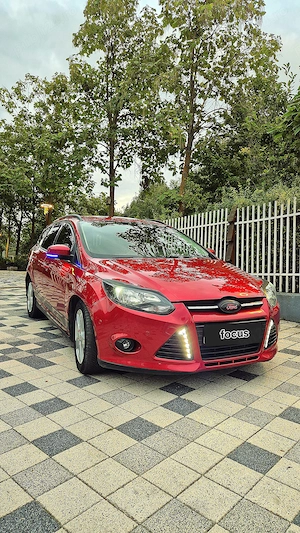 Schimb Ford Focus _5800 euro _cutie automata _parcheaza singura _comenzi vocale - imagine 7