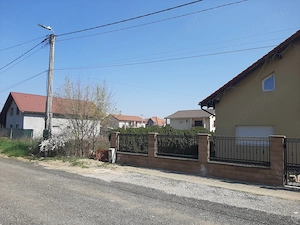  Proprietar vand teren 601mp pentru casa pe strada Elena , Mosnita Noua