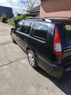 Ford Mondeo 1,8 benzina  - imagine 2