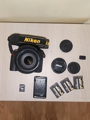 Aparat Foto DSLR Nikon D90