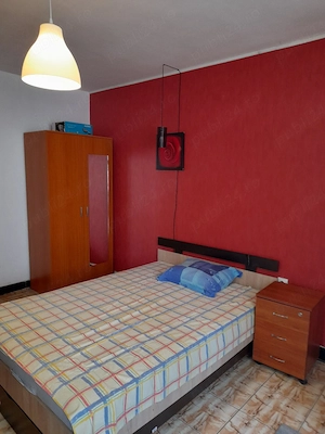VIND (65000E) sau Inchiriez garsoniera ultracentral parter Pitesti - imagine 10