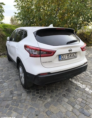 Vând Nissan Qashqai 1.2 DIG-T, am fabricatie 2018, manuala, benzina - imagine 2