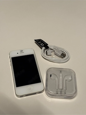 iPhone 4s cu Flippy Bird