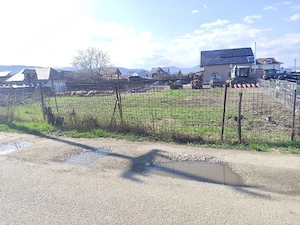 Casă spațioasă cu teren inclus ideal pentru construcții de 1335 m  zona Săvinești Neamț - imagine 8