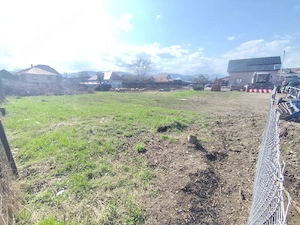 Casă spațioasă cu teren inclus ideal pentru construcții de 1335 m  zona Săvinești Neamț - imagine 9
