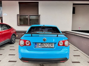 Volkswagen Jetta 2.0 TDI 2200  - imagine 5