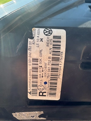 Far dreapta vw bixenon - imagine 3