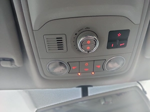 Vand Volkswagen Tiguan  - imagine 18