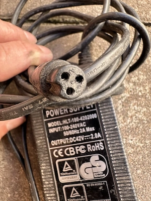 Incarcator trotineta electrica,bicicleta, 36V, Output 42V  2A cu mufa GX12  - imagine 2