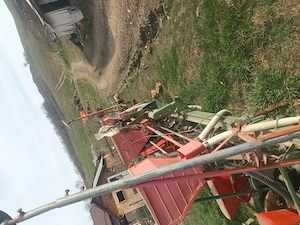 Vând semanatore ndt pe 6 rânduri 