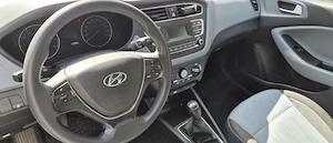 Vand Hyundai i20 42000 km Bucuresti - imagine 2
