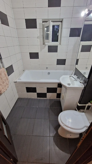 Inchiriez apartament cu 2 camere - zona SidVest , etaj 1 - imagine 4