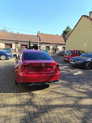 vand lexus is300h  - imagine 5