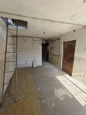 Casă de vânzare   Caransebeș, zona Nord (lângă Școala Creștină Baptistă și Grădinița PP4) - imagine 8