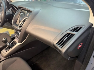 Ford Focus 1.6 TDCi Trend - imagine 5