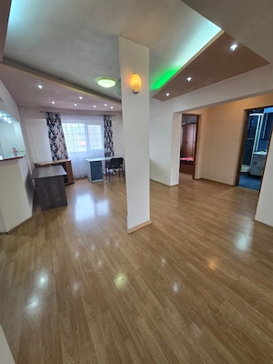 Proprietar inchiriez 4 camere Mosilor - imagine 4