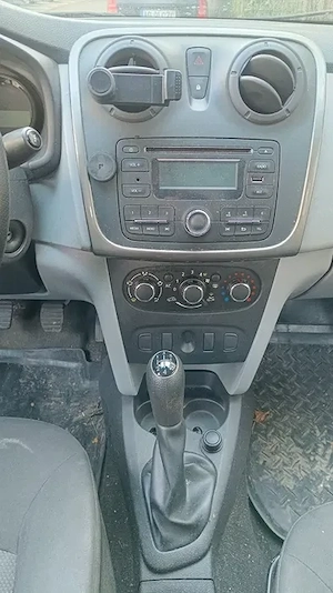 Dacia Logan 2 2013 (1.2 Benzină) - imagine 3