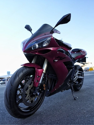 YAMAHA YZF R1 - Culoare speciala - - imagine 3