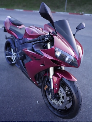 YAMAHA YZF R1 - Culoare speciala - - imagine 4