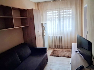 Garsonieră de închiriat