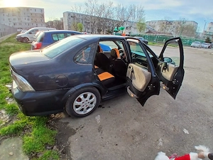 Opel Vectra B 1.8 benzina - imagine 3