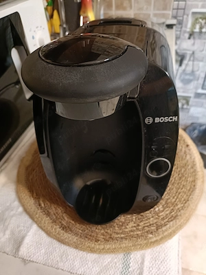 Vând espresor Bosch