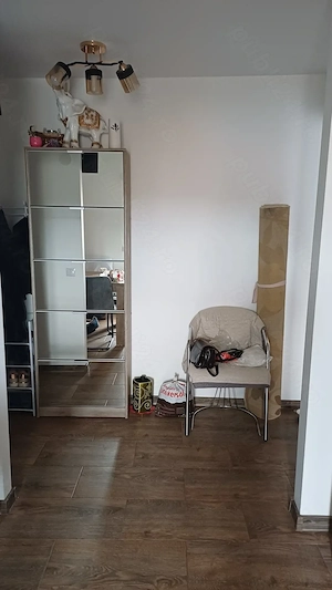 Apartament de vanzare ,zona piata meva stadion ,doua camere , - imagine 6