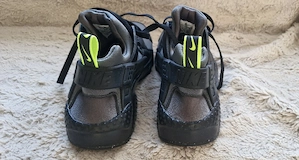 Nike noi negru cu verde