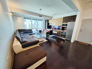 Vând apartament modern cu 2 camere în Giroc aproape de stația peco Esso  - imagine 5