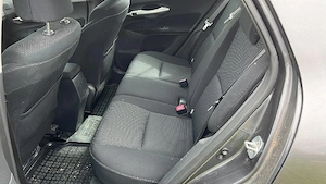 Vand toyota auris 2011 benzina - imagine 3