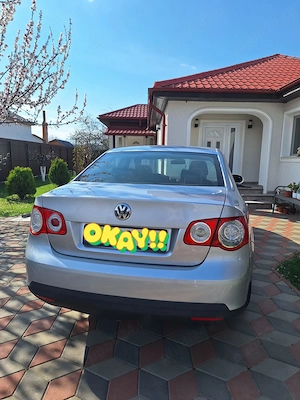 Vând Volkswagen Jetta 1.6 TDI, 105 CP, an 2010 - imagine 4